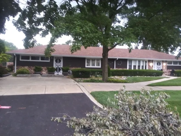 8001 Rutherford Ave, Burbank, IL 60459