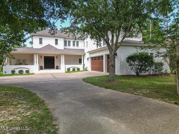 7059 Greenview Cv, Pass Christian, MS 39571
