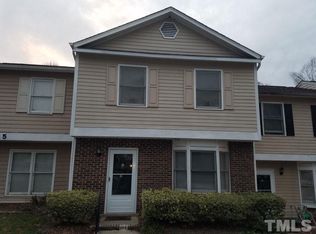 345 D E Montcastle Dr, Greensboro, NC 27406
