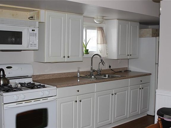 2nd image of 6518 Sandfield Dr
