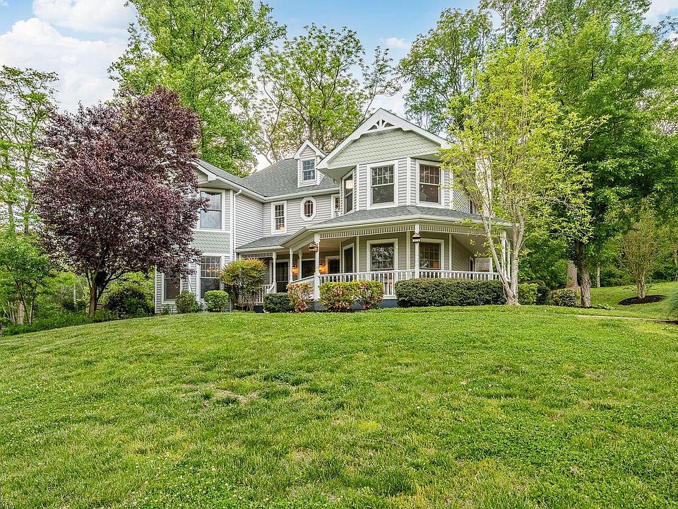 1st image of 52 Atwater Rd