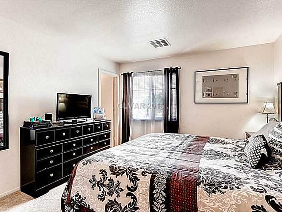 4th image of 10443 Baby Bud St