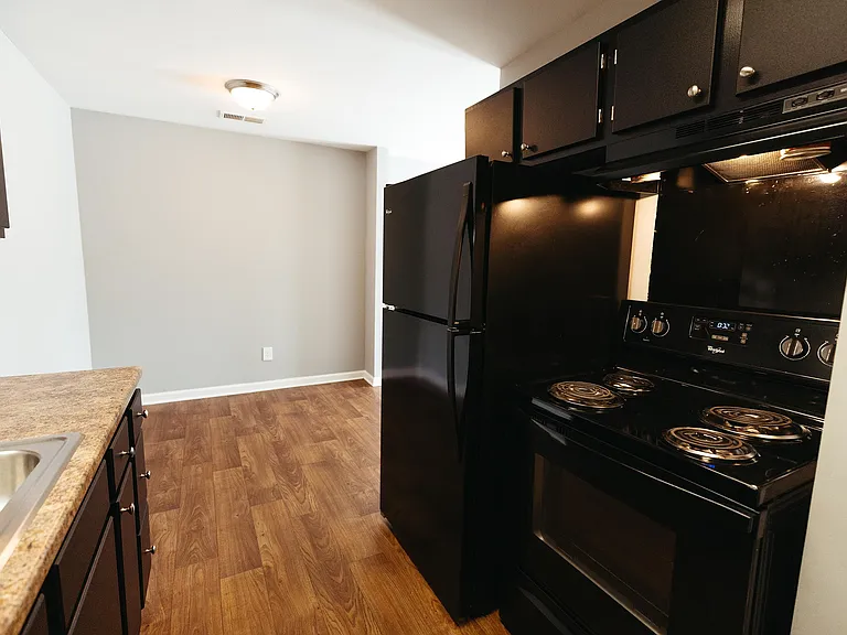 1310 N Rutherford Blvd — Photo 17