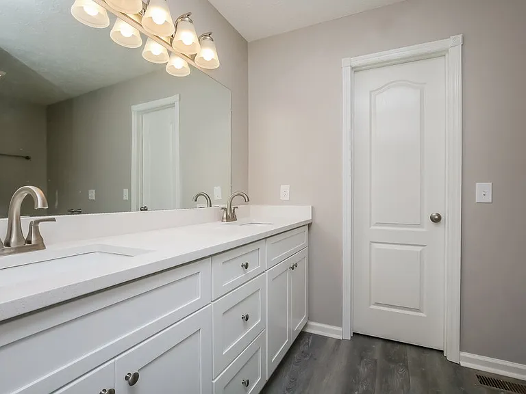 2431 English Hill Dr — Photo 10