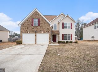 290 Millstone Dr, Hampton, GA 30228