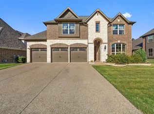1104 Somerset Cir, Forney, TX 75126