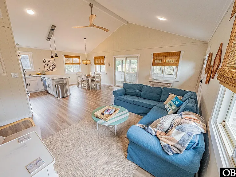 46105 Cape Point Way — Photo 21