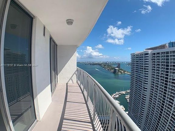 3rd image of 1750 N Bayshore Dr APT 3606