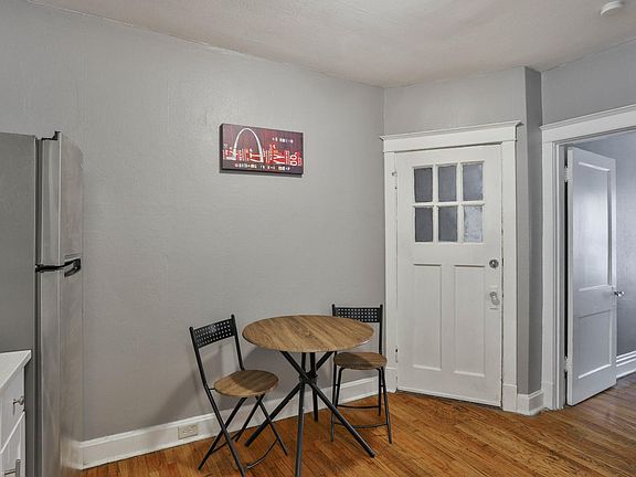 5th image of 2131 Cleveland Pl #1B