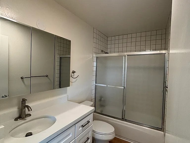 2607 Luciernaga St — Photo 12