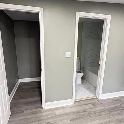 2nd image of 209 10th St