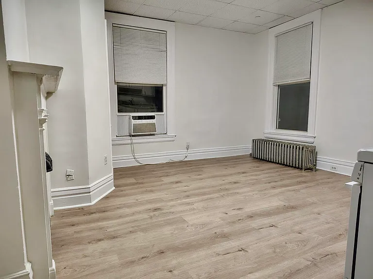 160 Constitution St #7 — Photo 2