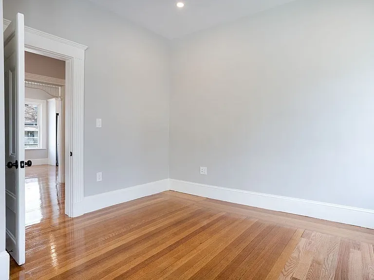 55 Lyndhurst St #1 — Photo 10