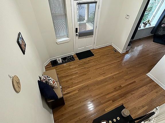 4th image of 5036 Cabanne Ave