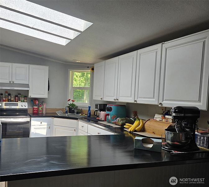 4th image of 46149 Baker Drive