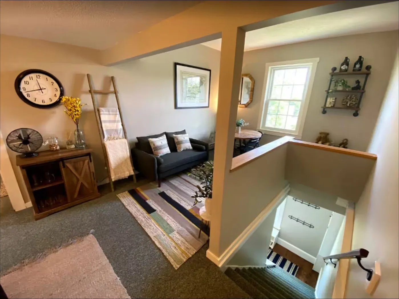 2 bed, 975 sqft, $2,300 — Photo 3