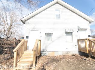 1210 W 5th St, Davenport, IA 52802