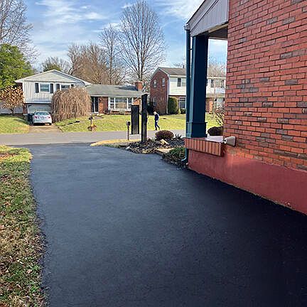 5th image of 9616 Lyric Ln