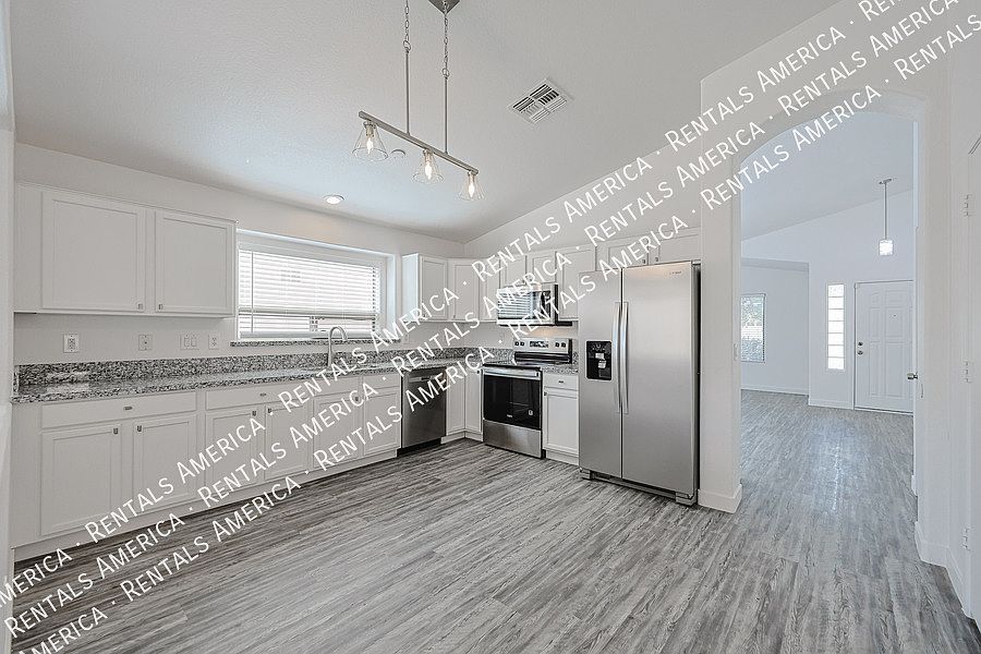 1st image of 4930 W Desert Dr