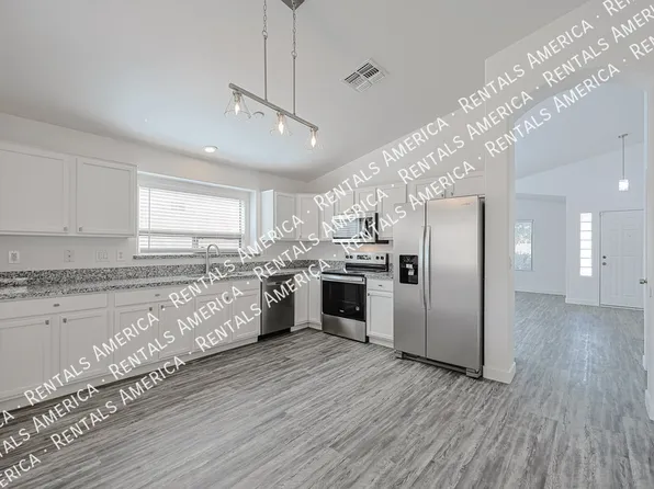 4930 W Desert Dr, Laveen, AZ 85339
