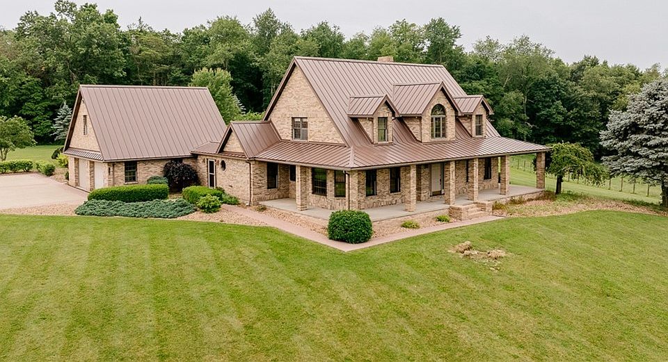 1st image of 46675 Clarkson Rd