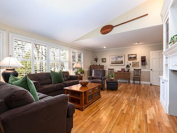 4th image of 617 Highland Park Dr