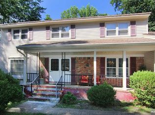 91 Webster Dr, Berkeley Heights, NJ 07922