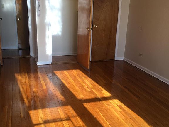 2nd image of 187-35 Hillside Ave #5B