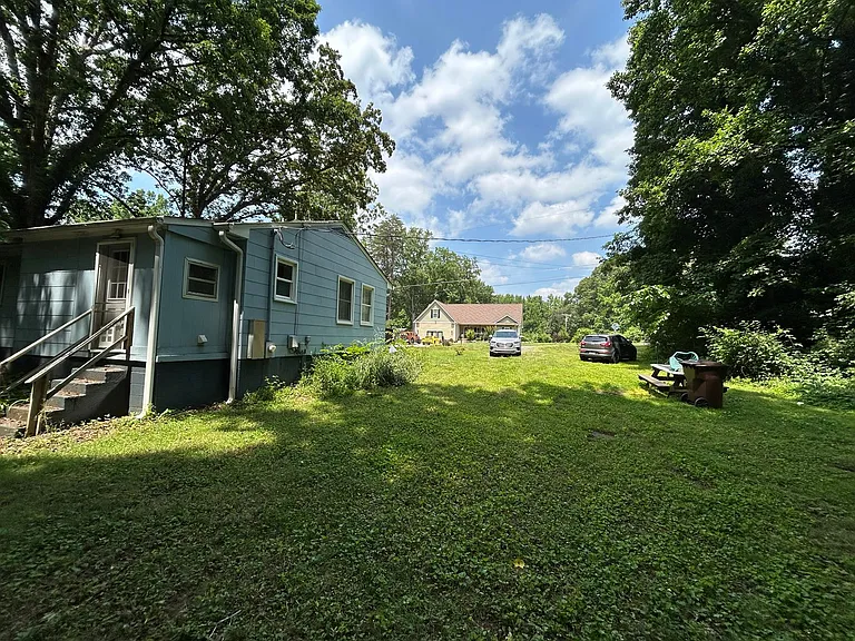 4403 Edgemore Rd — Photo 29