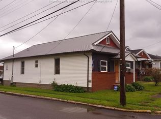 526 17th St, Dunbar, WV 25064