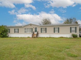 245 Broad Leaf Cir, Moundville, AL 35474