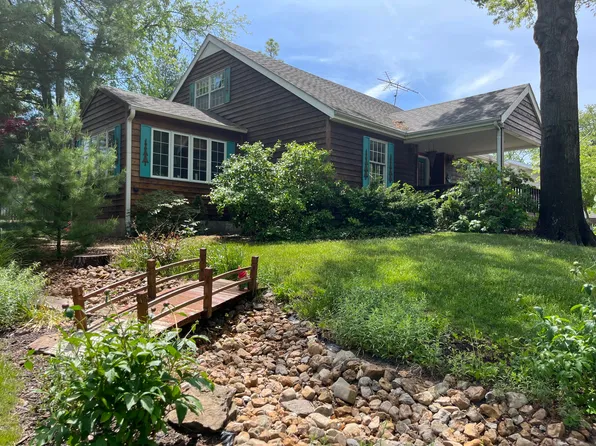 316 E Black St, Marshall, MO 65340