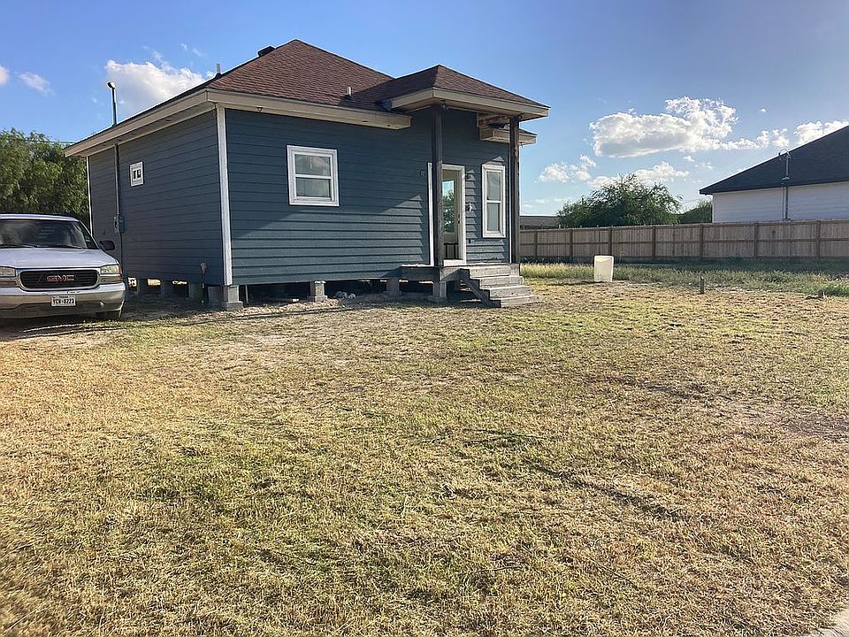 1st image of 2827 Mehran Dr