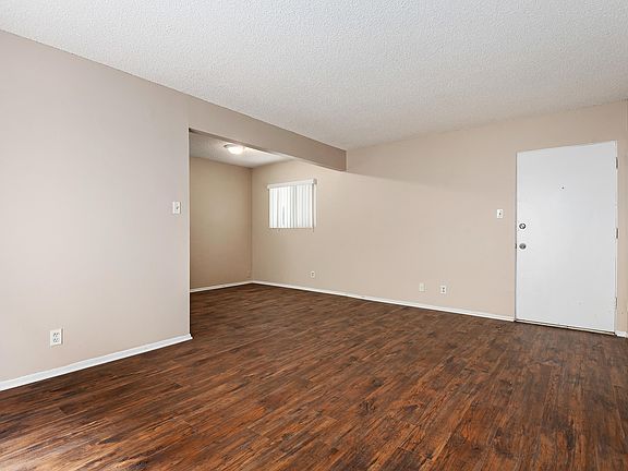 5th image of 6374 Hummingbird St