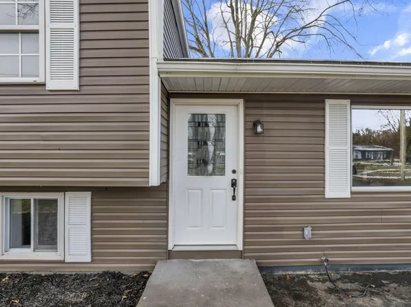 68 3rd Ave SW, Etna, OH 43062