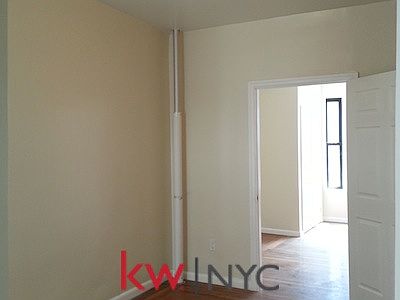 5th image of 3047 Hull Ave APT 4n