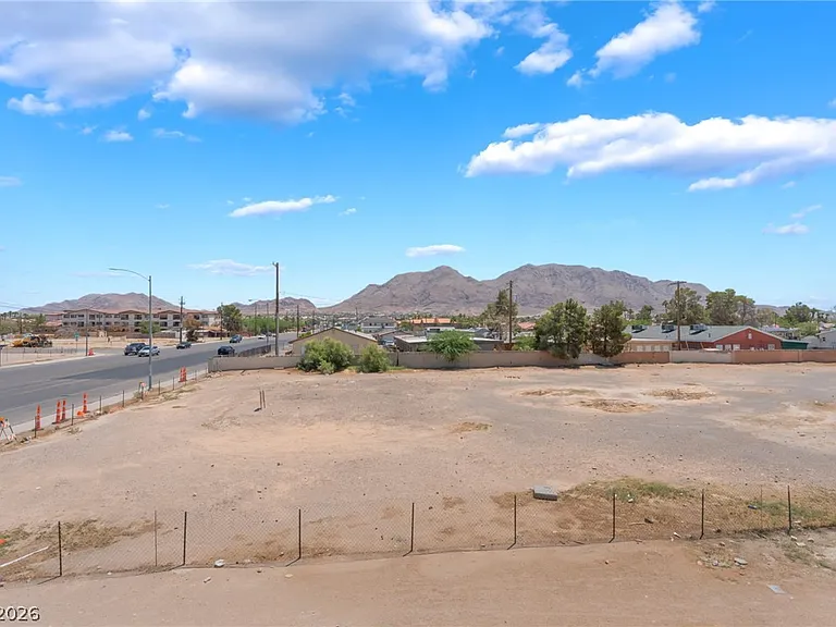 7460 W Lake Mead Blvd #3 — Photo 16