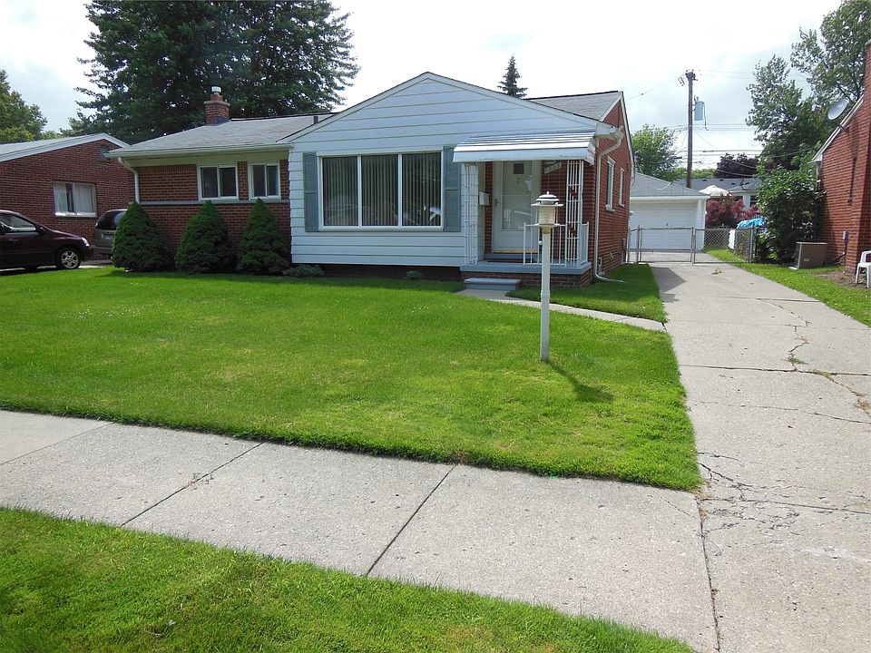 1st image of 1323 N Stephen Ave