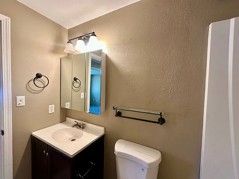 4738 Sturdivant Ave — Photo 23