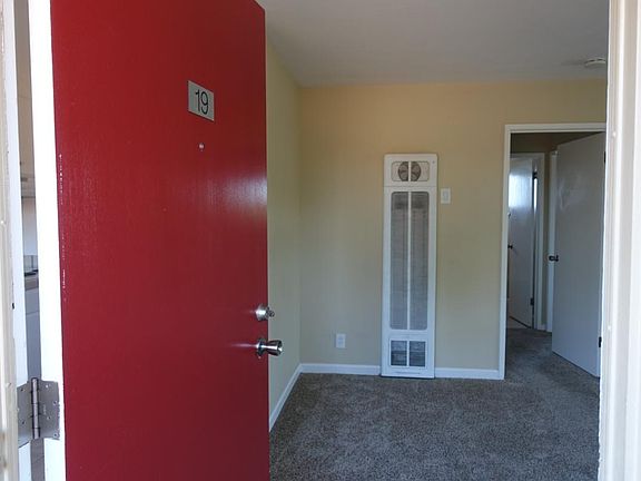 4th image of 260 Mariposa Ave APT 19