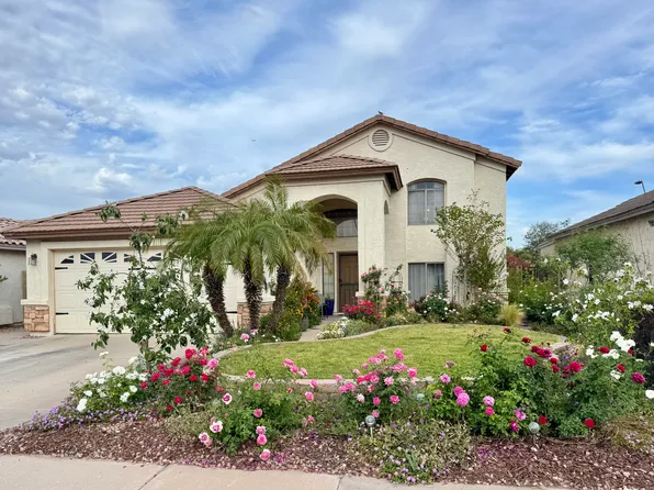 1067 S Jamaica Way, Gilbert, AZ 85296