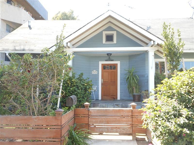 1st image of 295 Esperanza Ave