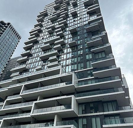 2nd image of 77 Shuter St Unit 1611