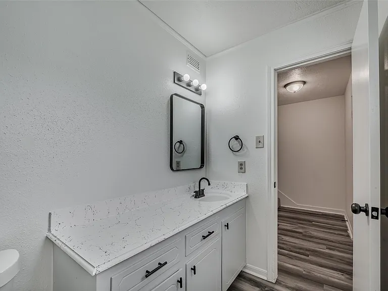 1803 Country Village Blvd — Photo 29