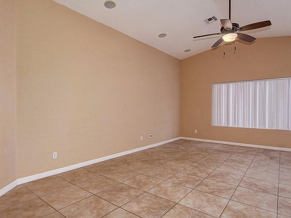 3rd image of 40156 N Vincenza St