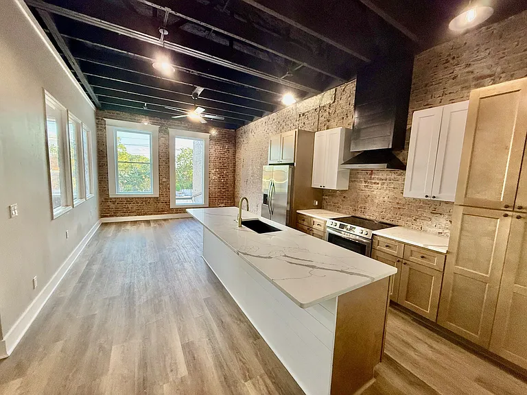 151 W Main St #5 — Photo 12