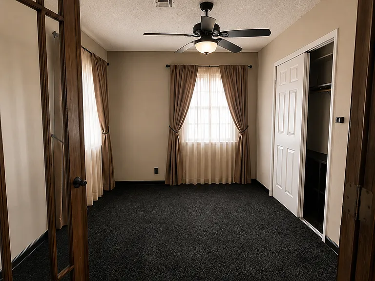 735 Spyglass Ln — Photo 5