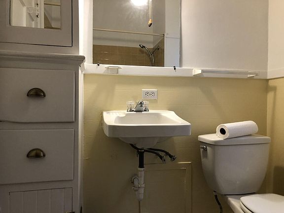 5th image of 111 Claremont Ave #3