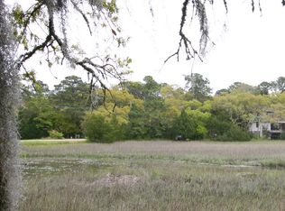 72 View Point Cir, Saint Helena Island, SC 29920