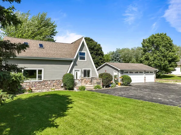 W6093 Mariner Hills TRAIL, Elkhorn, WI 53121
